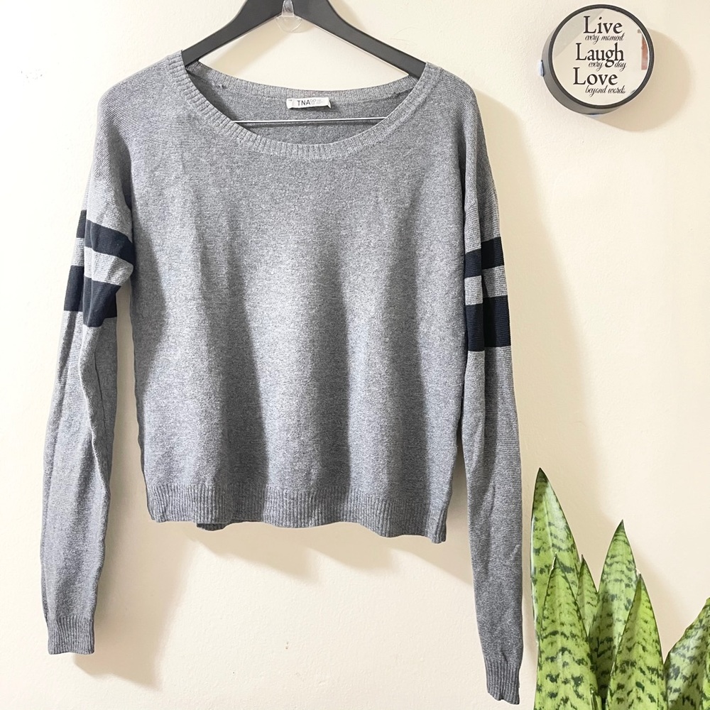 TNA Scoop Neck Long sleeves Sweater Top